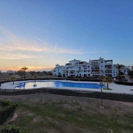 Belle Vue Sur La Piscine Apartment Sucina Ngoại thất bức ảnh