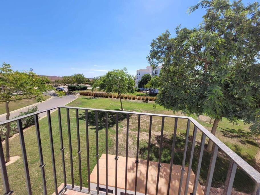 Belle Vue Sur La Piscine Apartment Sucina Ngoại thất bức ảnh