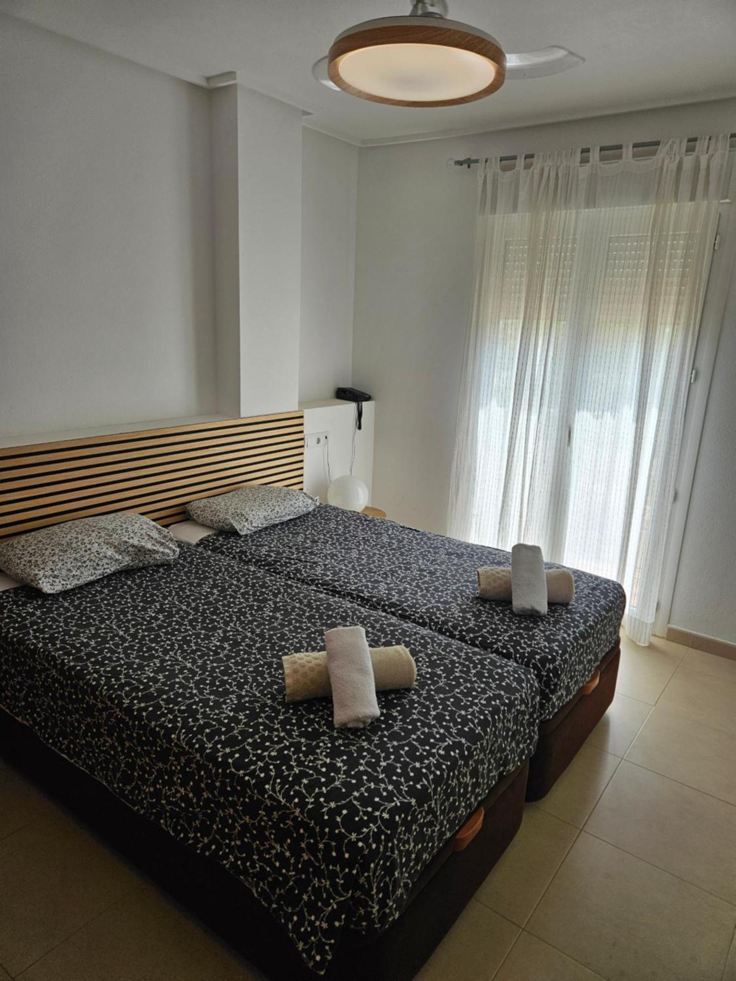 Belle Vue Sur La Piscine Apartment Sucina Ngoại thất bức ảnh